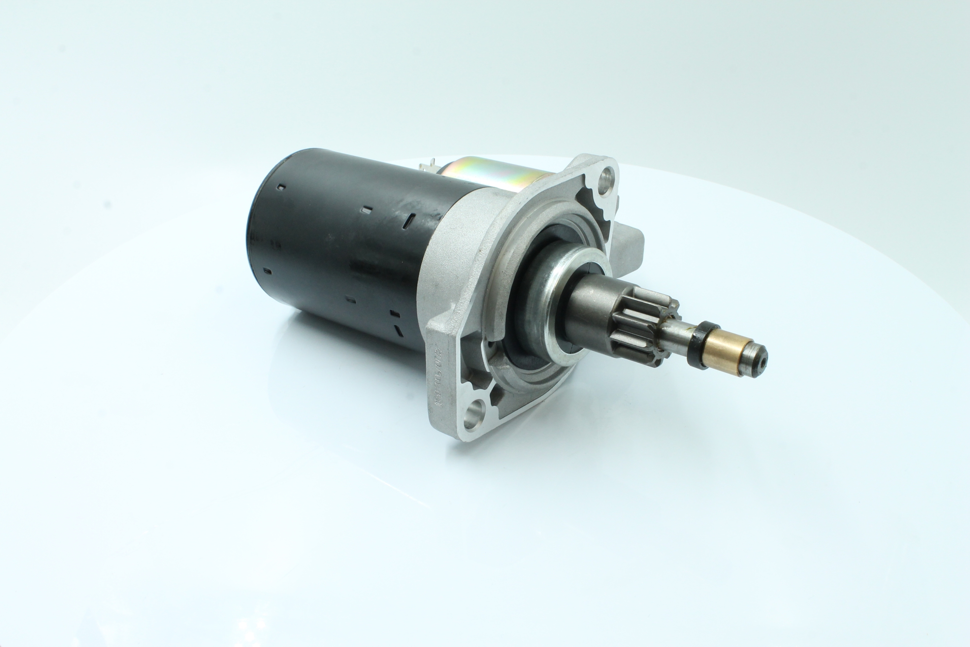 Numer OEM 02A 911 023 A - Rozrusznik 8212961 AUDI, SKODA, SEAT, CUPRA