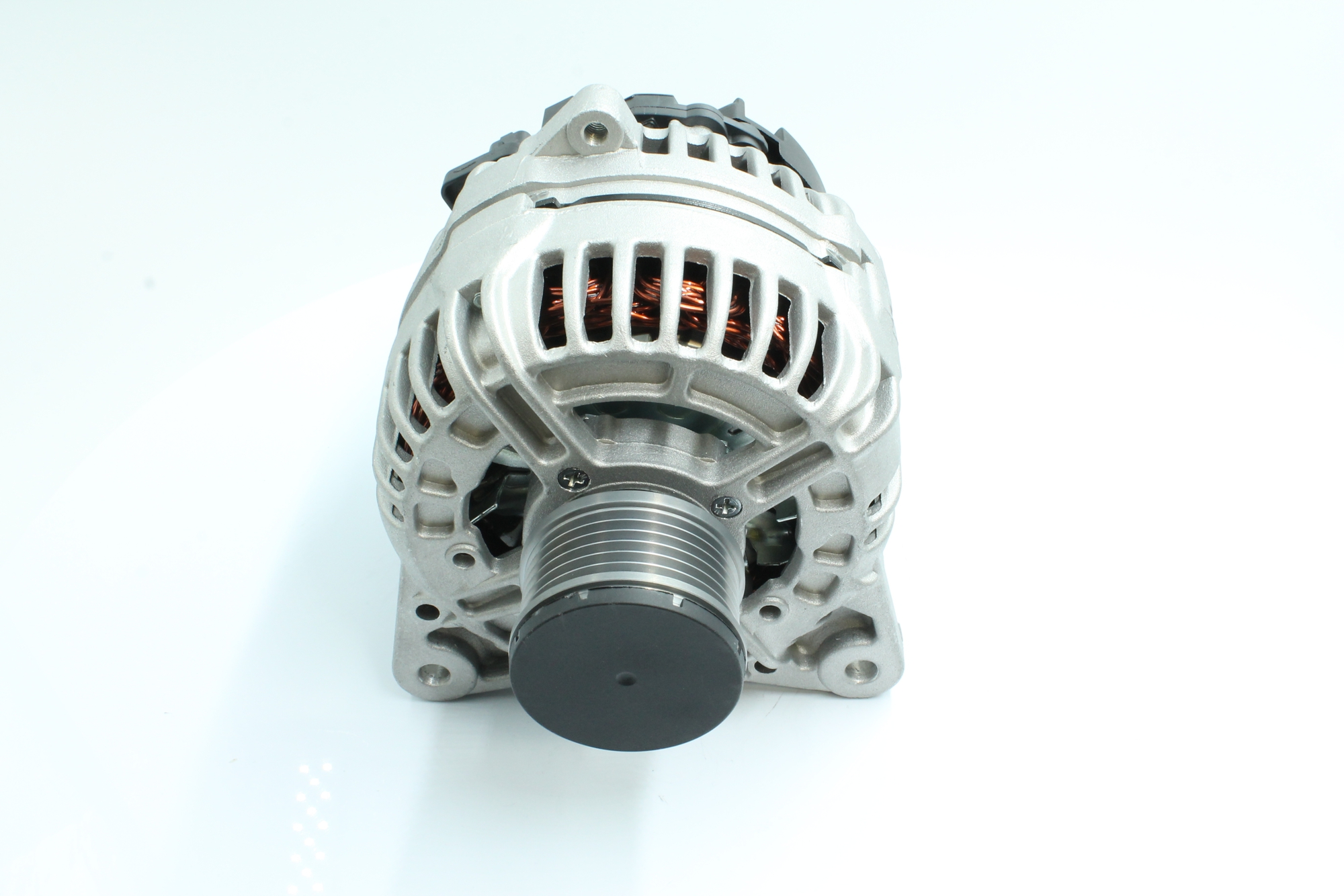 Numéro OEM 23100 JD10A - Alternateur 89213047 RENAULT, NISSAN, DACIA, LAND ROVER, LADA