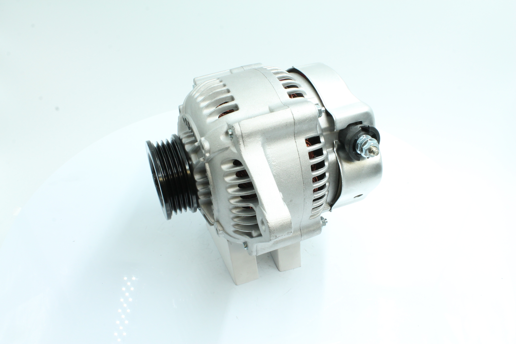 OEM-Nummer 31400 65D 00 - Lichtmaschine 89213224 SUZUKI, BEDFORD