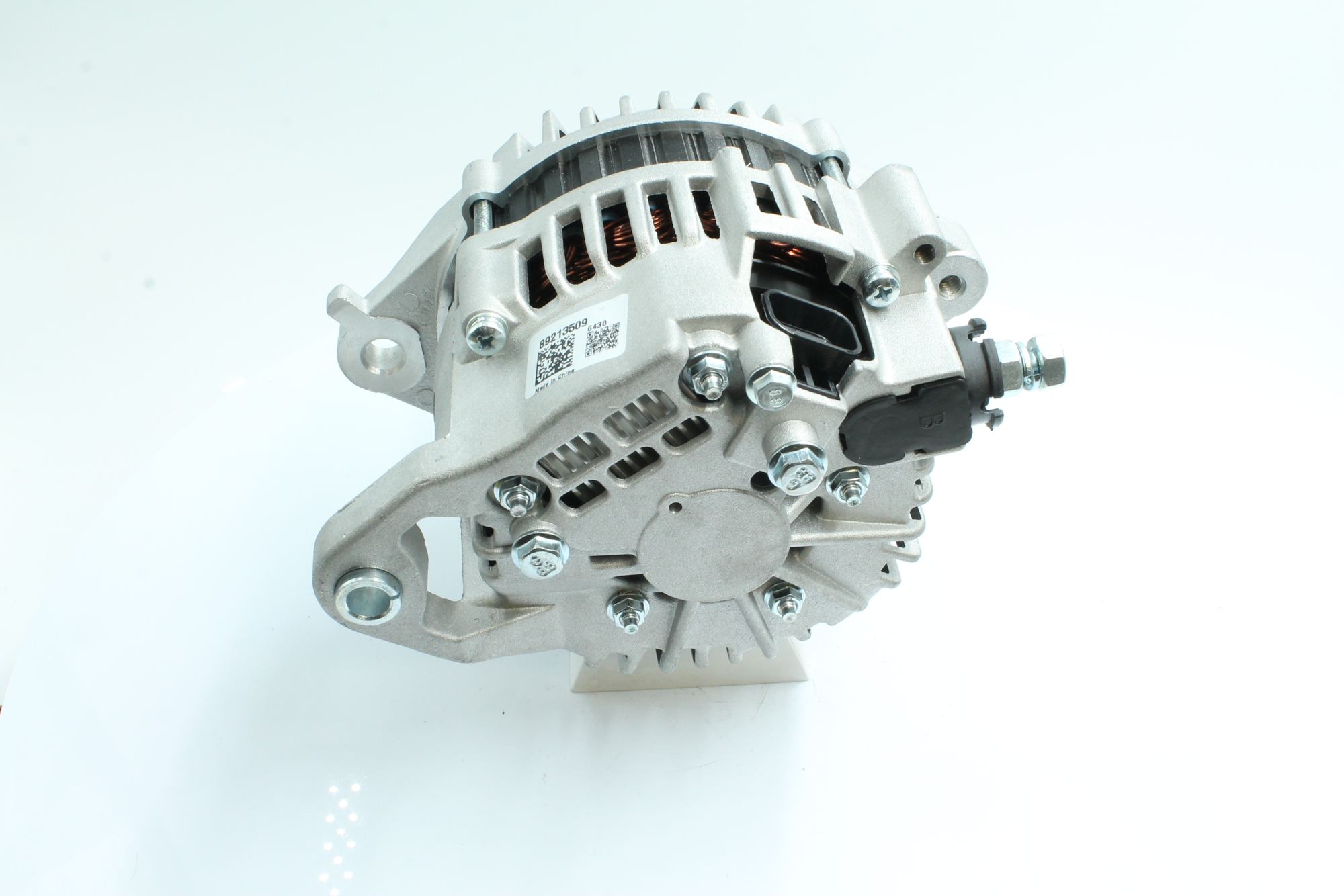 Numéro OEM LR190-770C - Alternateur 89213509