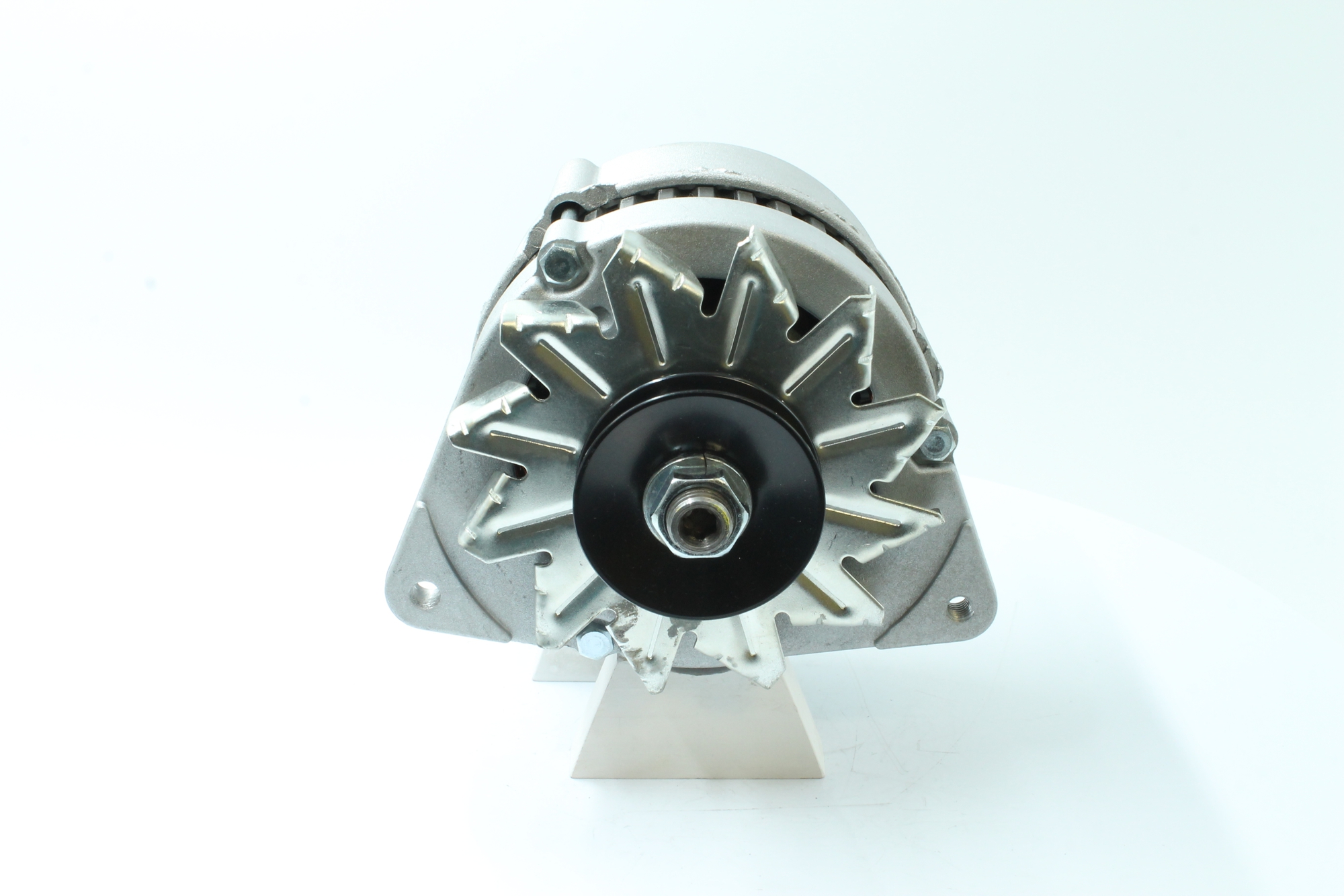 Número OEM YLE 1015 60 - Alternador 89213578 OPEL, SKODA, LAND ROVER, ROVER