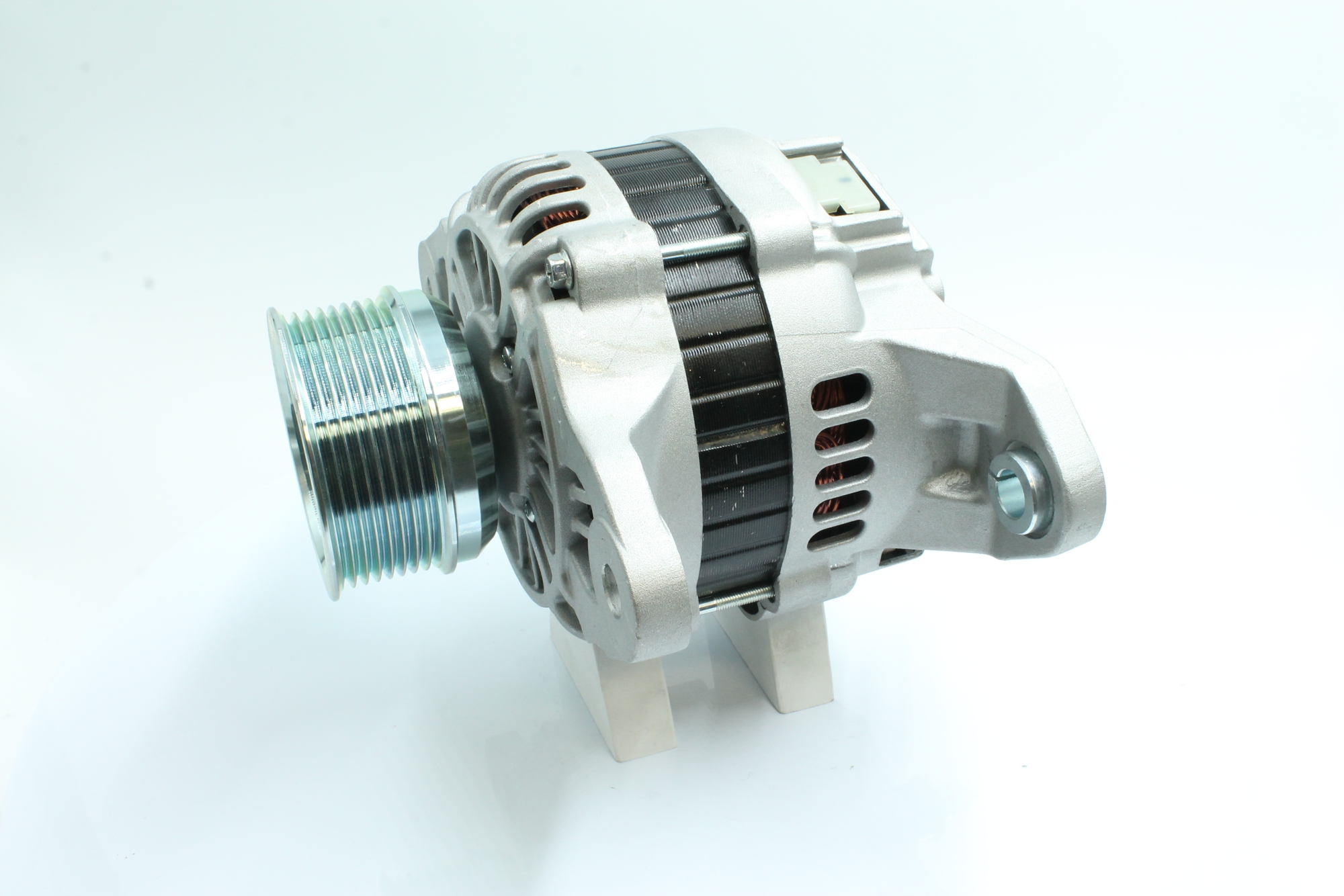 Numer OEM A 4 T R5391 - Alternator 89214848 MITSUBISHI