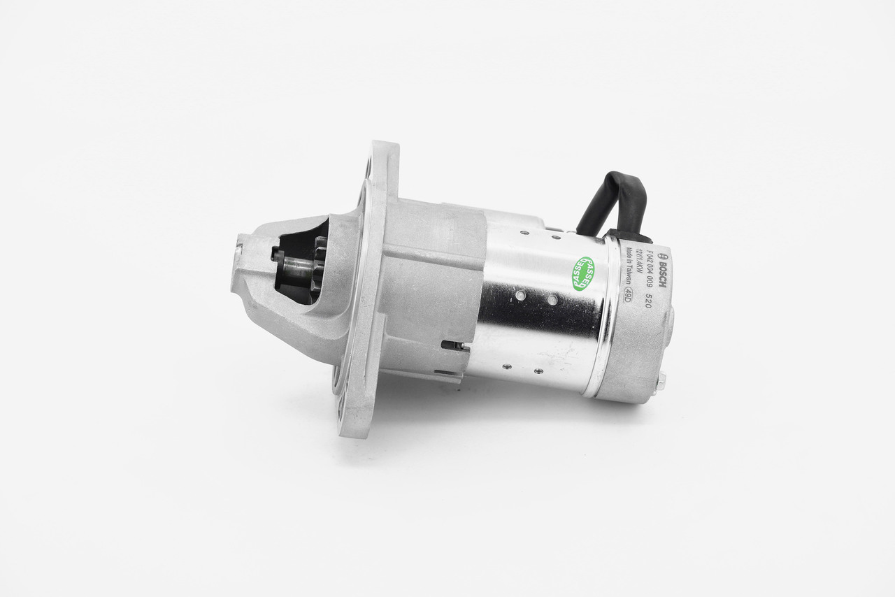 Numer OEM S114 817A - Rozrusznik F 042 004 009