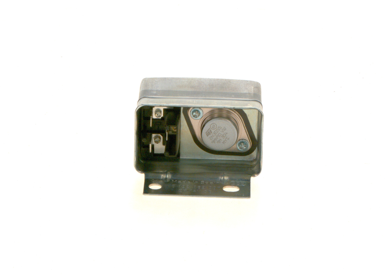 Número OEM 12 32 1 358 134 - Regulador do alternador 0 192 062 007 BMW