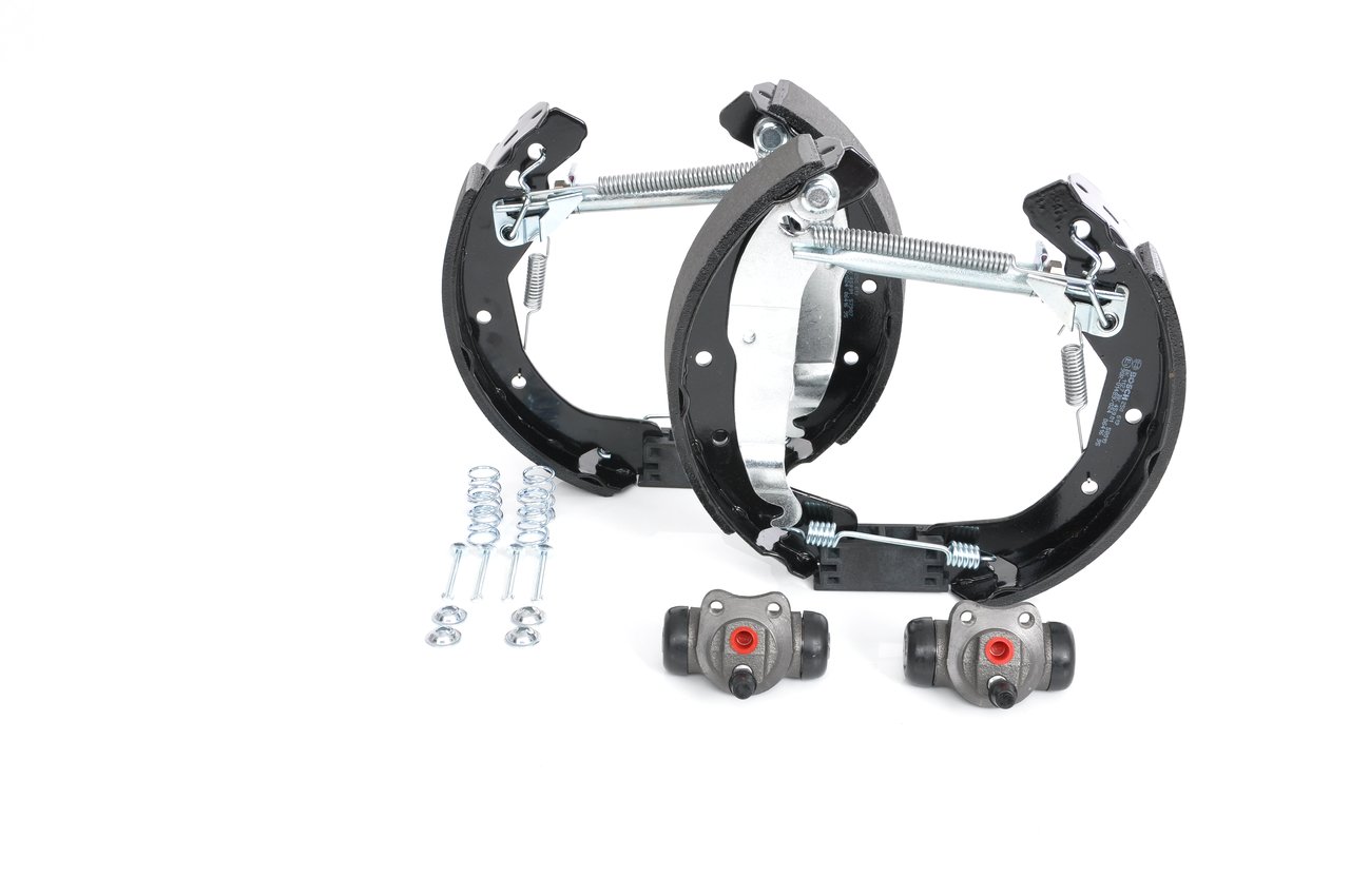 Jogo de travões, travões de tambor 0 204 114 642 BOSCH OPEL Astra G CC (T98) 1.6 16V (F08, F48) 2001 101 cv