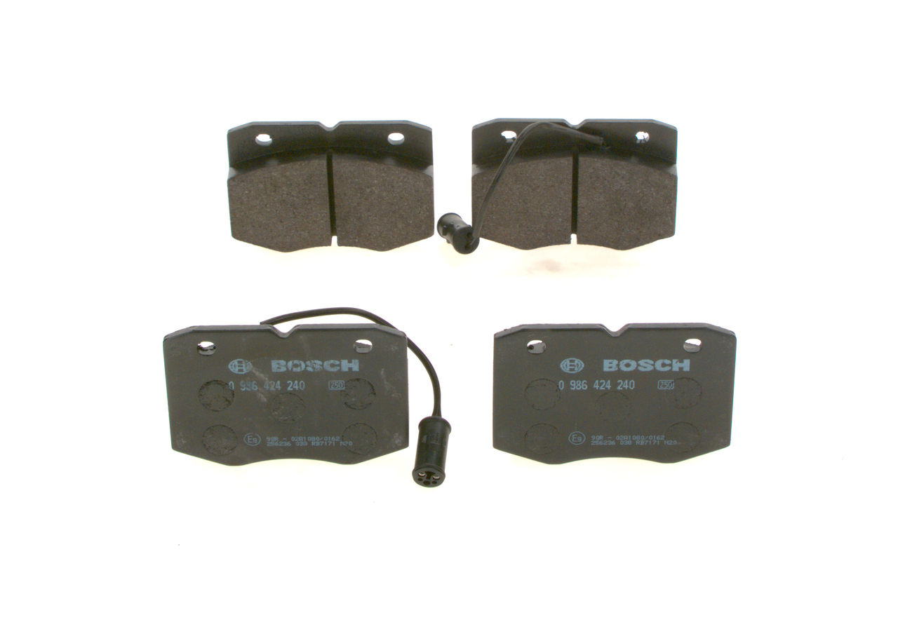 Pastilhas de travão 0 986 424 240 BOSCH IVECO Daily II Van / Carrinha 2.8 30-10 C 1999 103 cv