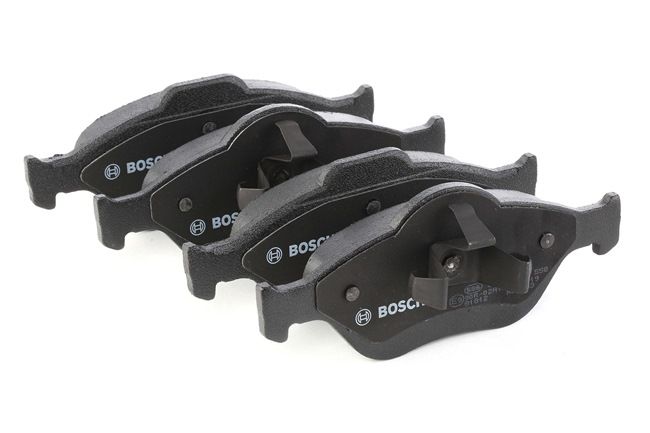 Freins Ford Focus 1: Plaquettes de frein BOSCH 0 986 424 558