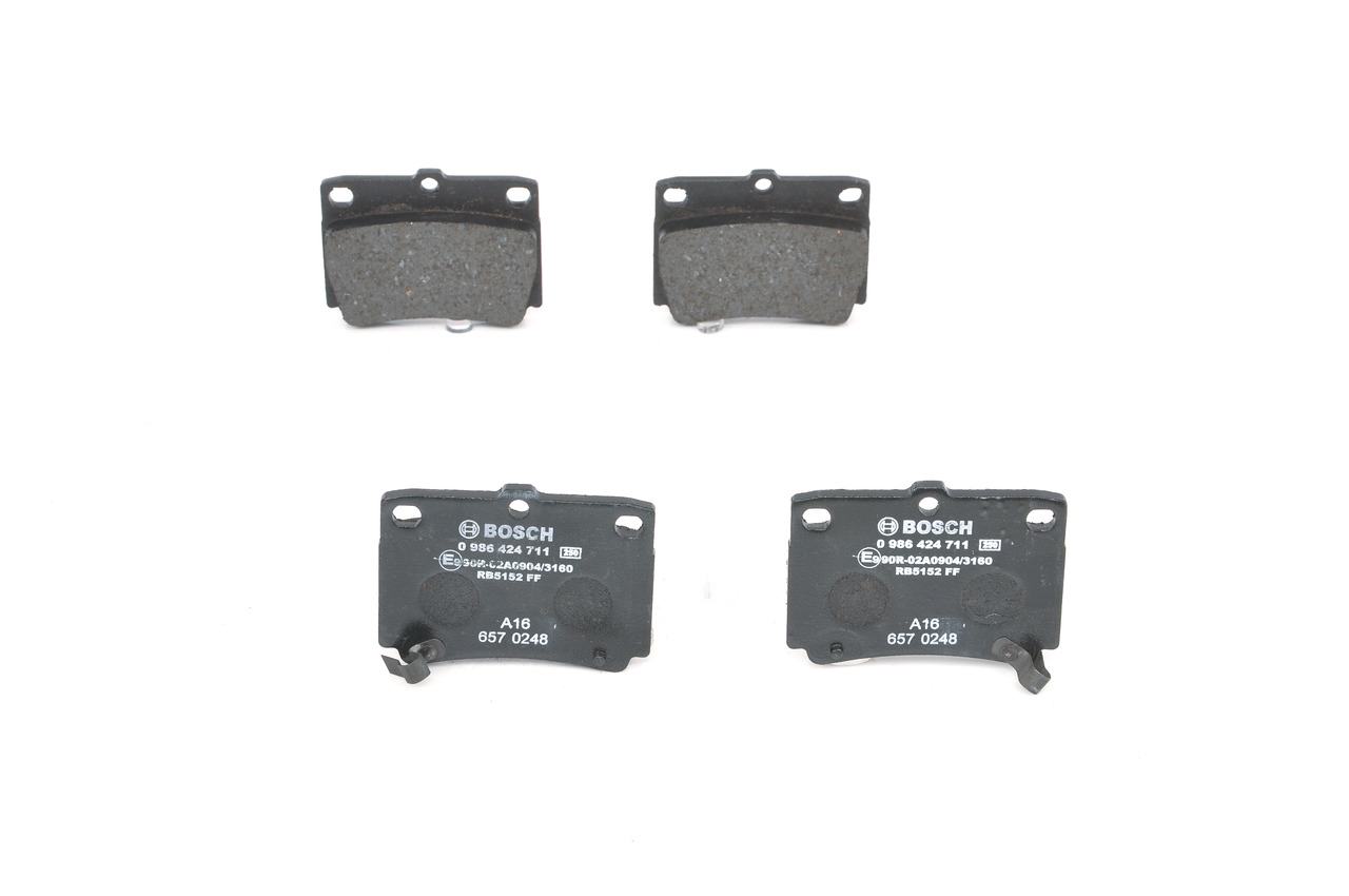 Kit pastiglie freni 0 986 424 711 BOSCH MITSUBISHI Pajero Sport II SUV (KH, KG) 3.0 Mivec (KG6W) 2015 219 CV