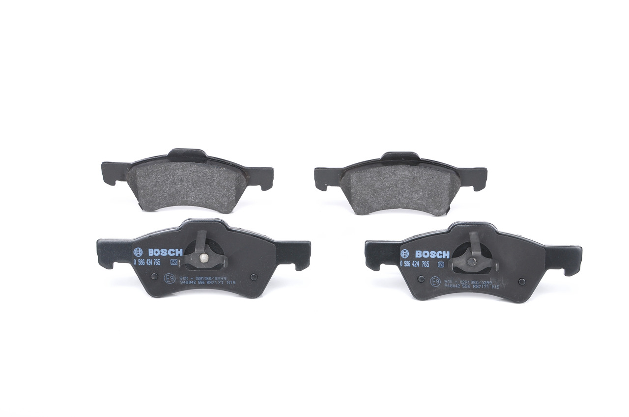 OEM-Nummer 50 198 03A A - Bremsbeläge 0 986 424 765 VOLVO, JEEP, DODGE, CHRYSLER