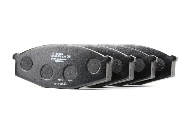 BOSCH 0 986 468 630 Bremsbelagsatz NISSAN Patrol GR IV SUV (Y60, GR)