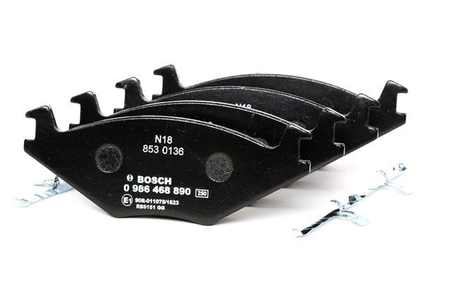 Bremsanlage VW Polo 2 86C: Bremsbeläge BOSCH 0 986 468 890