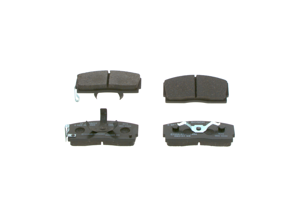 order BOSCH (0 986 493 390) Brake pad set