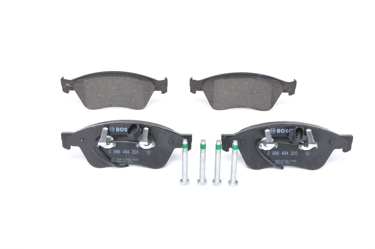 Rem VW Phaeton 3d: Remblokken BOSCH 0 986 494 200