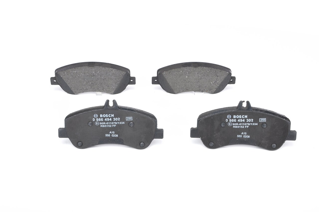 Numéro OEM A 005 420 48 20 - Plaquettes de frein 0 986 494 302 MERCEDES-BENZ