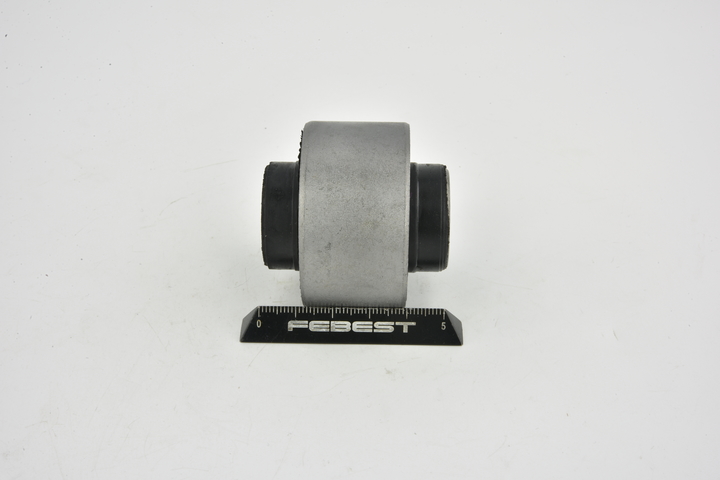 OEM-nummer 54500-JN00C - Draagarmrubber NAB-J32S NISSAN