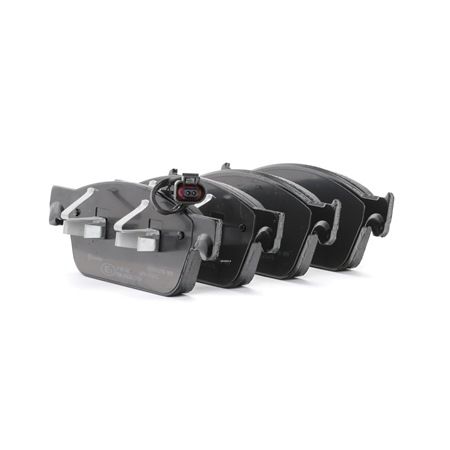 BREMBO | Remblok Incl. slijtage waarschuwingscontact, Met plunjerclip, Met anti-kreukplaat, Met toebehoren P 85 141 Volkswagen Transporter T6 Flatbed Vrachtwagen / Chassis (SFD, SFE, SFL, SFZ) 2019 goedkoop online