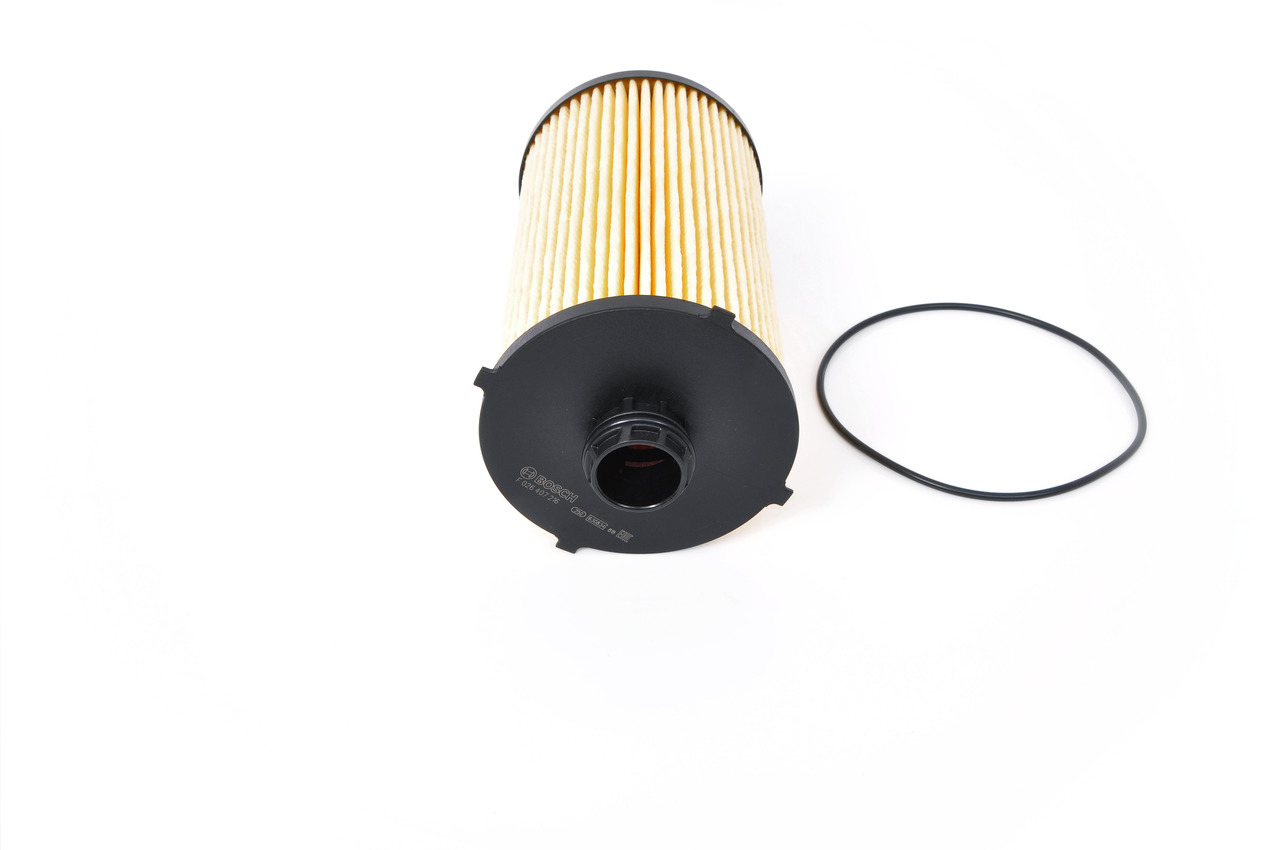 Numer OEM 84565867 - Filtr oleju F 026 407 216