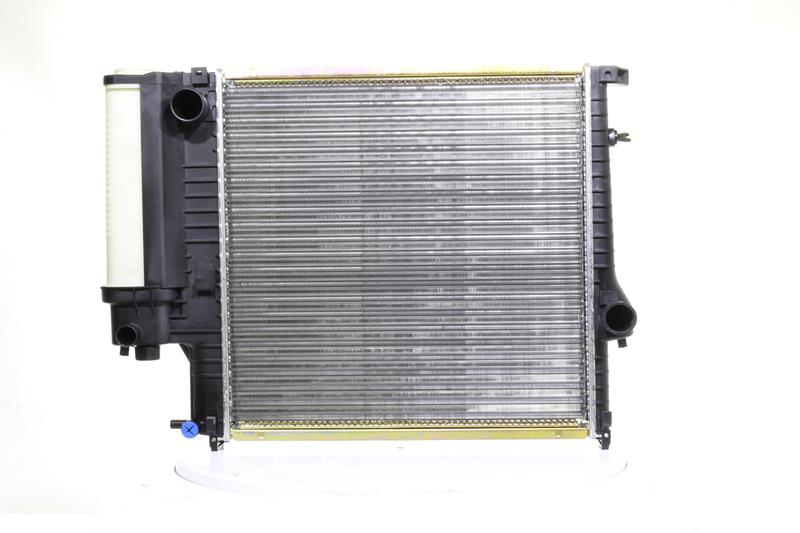 OEM nummer 1 719 263 - Kylare 10530412 VOLVO, BMW