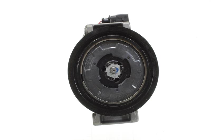 Numéro OEM 4F0 260 805 D - Compresseur de climatisation 10550947 AUDI, FORD, SEAT, VOLVO, SKODA