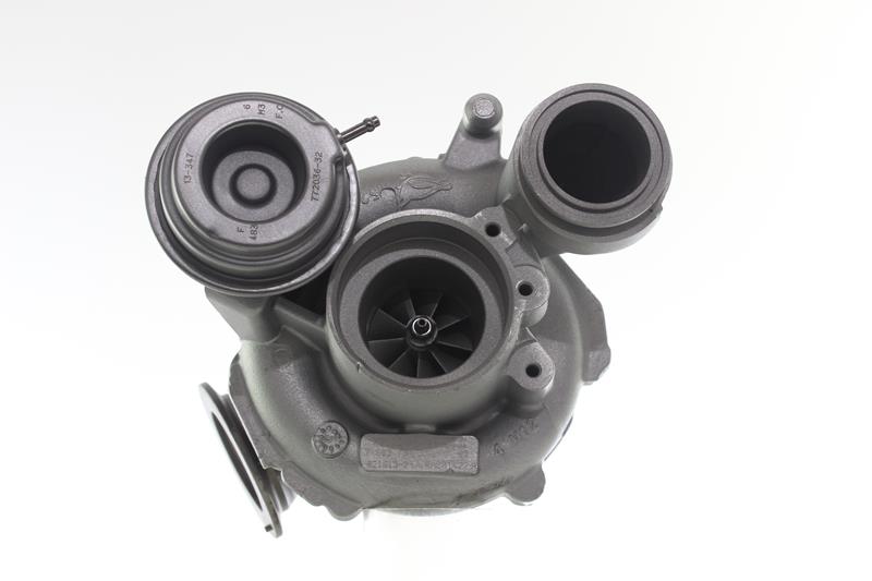 OEM-Nummer 11 65 7 646 093 - Turbolader 11901204 BMW