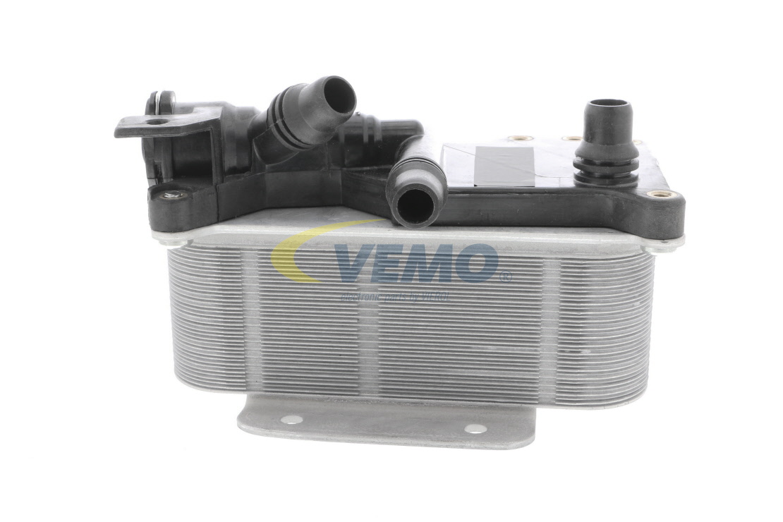 Numéro OEM 17 21 7 638 582 - Radiateur d'huile V20-60-0059 BMW