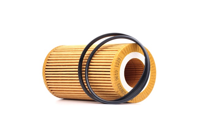 FEBI BILSTEIN 108323 Oil filter VOLVO V60 (155, 157) 2.4 D4 AWD 190 hp Diesel 2018