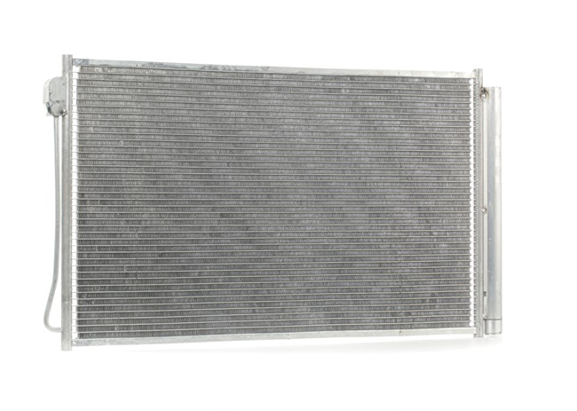 Condensor voor airco SKCD-0110473 STARK MERCEDES-BENZ Sprinter 3.5-t Flatbed Vrachtwagen / Chassis (907, 910) 314 CDI (910.131, 910.133, 910.030) 2019 143 Pk