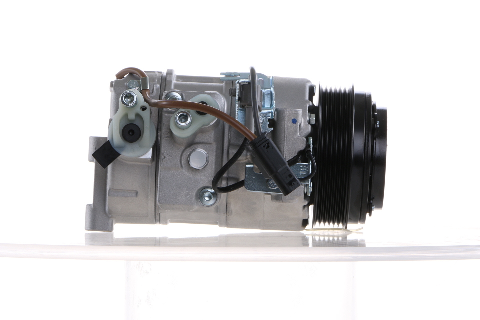 Número OEM 000 830 26 00 - Compresor, aire acondicionado ACP 1480 000S MERCEDES-BENZ, JAGUAR