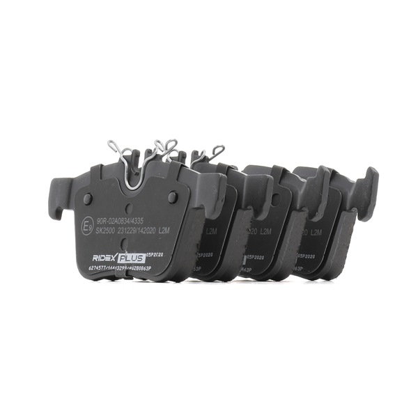 Número OEM A 000 420 82 00 - Pastilhas de travão 402B0863P MERCEDES-BENZ