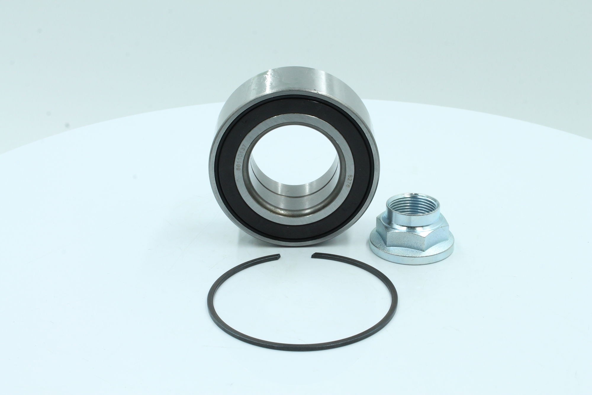 Numéro OEM RFC 000010 - Kit de roulement de roue 86110137 PEUGEOT, CITROËN, FIAT, LAND ROVER, LANCIA