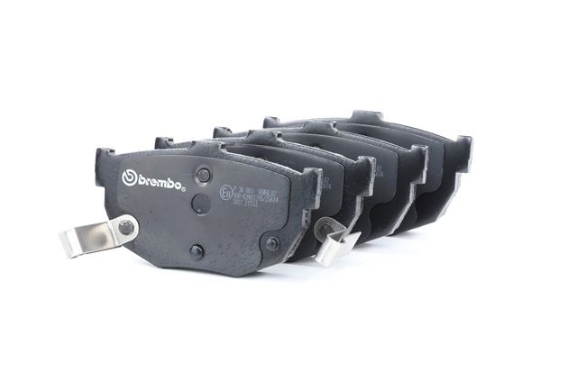 HYUNDAI Lantra II Estate (J-2) brake system BREMBO P 30 003