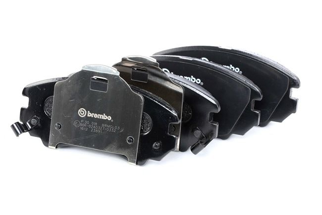 BREMBO P 30 018 Bremsbelagsatz Scheibenbremse HYUNDAI ix20 (JC)
