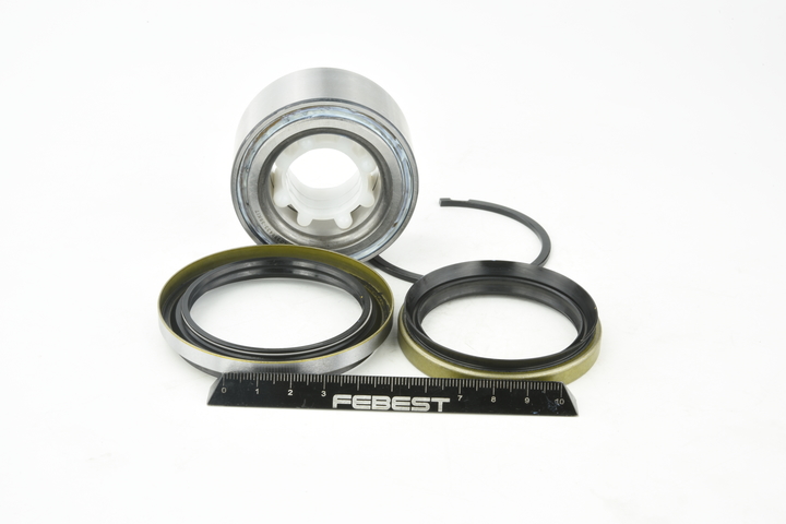 Numer OEM 90369 38018 - Zestaw łożysk koła DAC386433-36KIT TOYOTA, LEXUS, WIESMANN