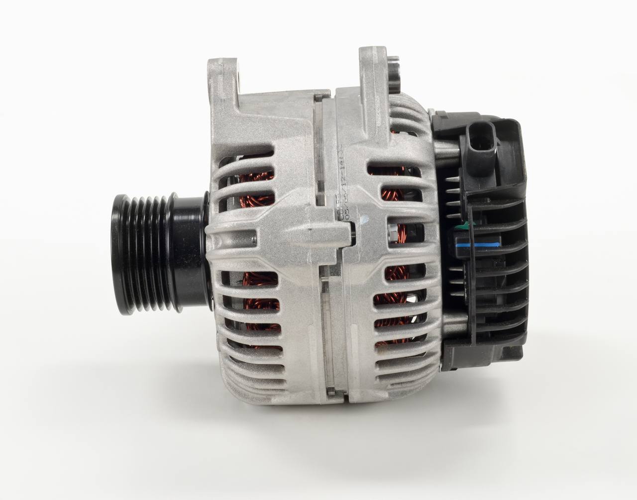 BOSCH 1 986 A01 157 alternator VAUXHALL Vectra Mk2 (C) CC (Z02) 2.8 V6 Turbo 230hp 2007