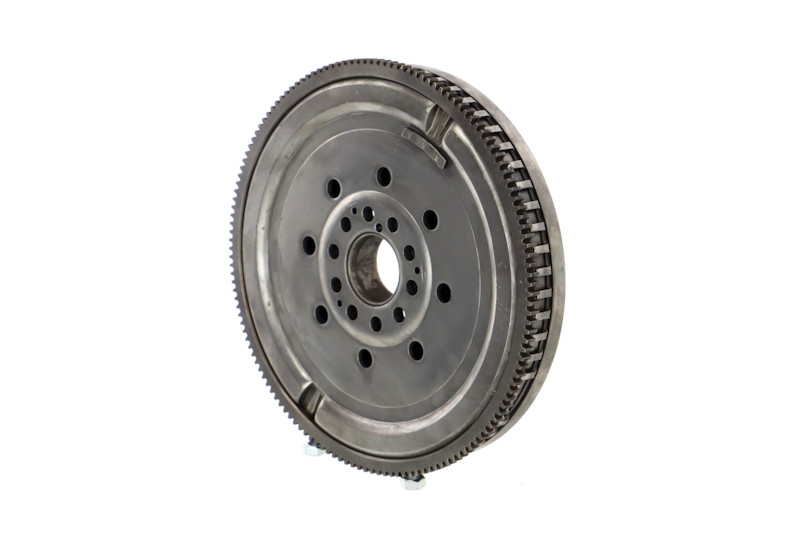 Numer OEM 30681145 - Koło zamachowe 009-001-000011R VOLVO