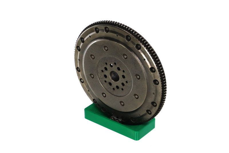 Numer OEM 12345 AA000 - Koło zamachowe 009-001-000037R SUZUKI, SUBARU, DAIHATSU