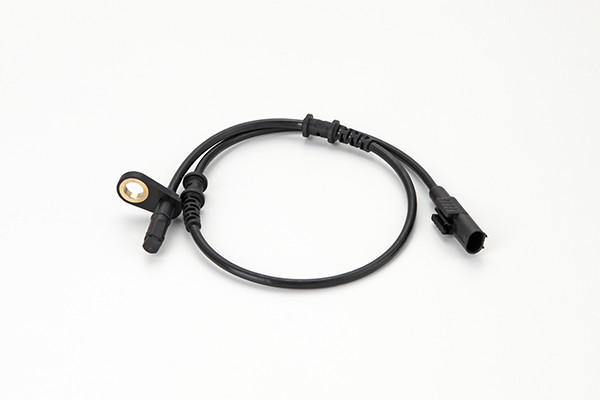 OEM-nummer A 211 540 13 17 - Wielsnelheidssensor (ABS) 24.0710-2053.3 MERCEDES-BENZ