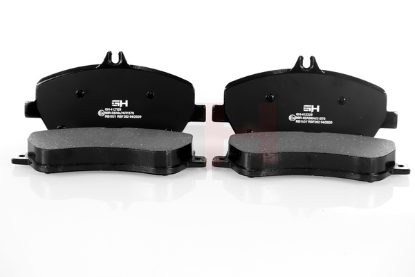 Numéro OEM A 006 420 24 20 - Plaquettes de frein GH-412329 MERCEDES-BENZ