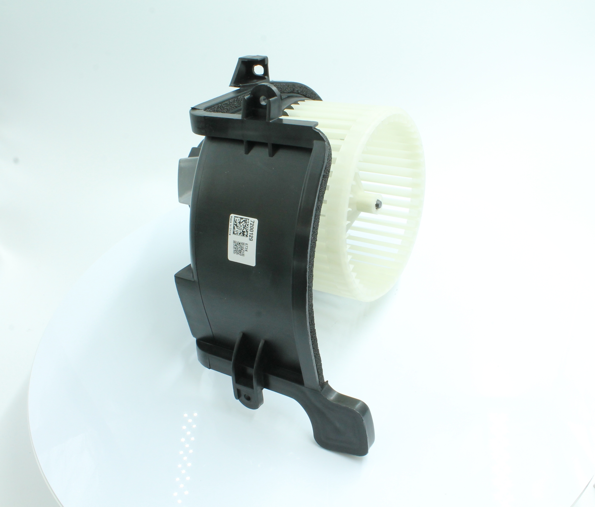 Numer OEM 77 01 049 076 - Wentylator wnętrza 7200129 RENAULT, VOLVO, LADA, RENAULT TRUCKS, SANTANA
