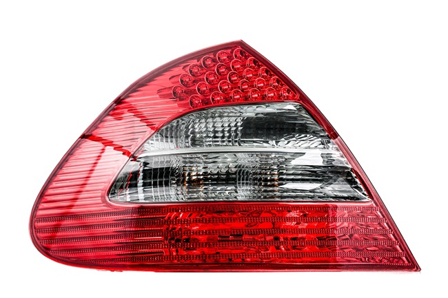 ULO 1032003 W211 rear lights replacement cost