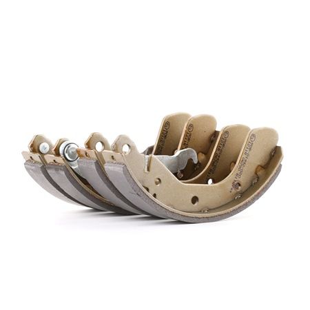 06790 LPR Brake shoe kits with handbrake lever
