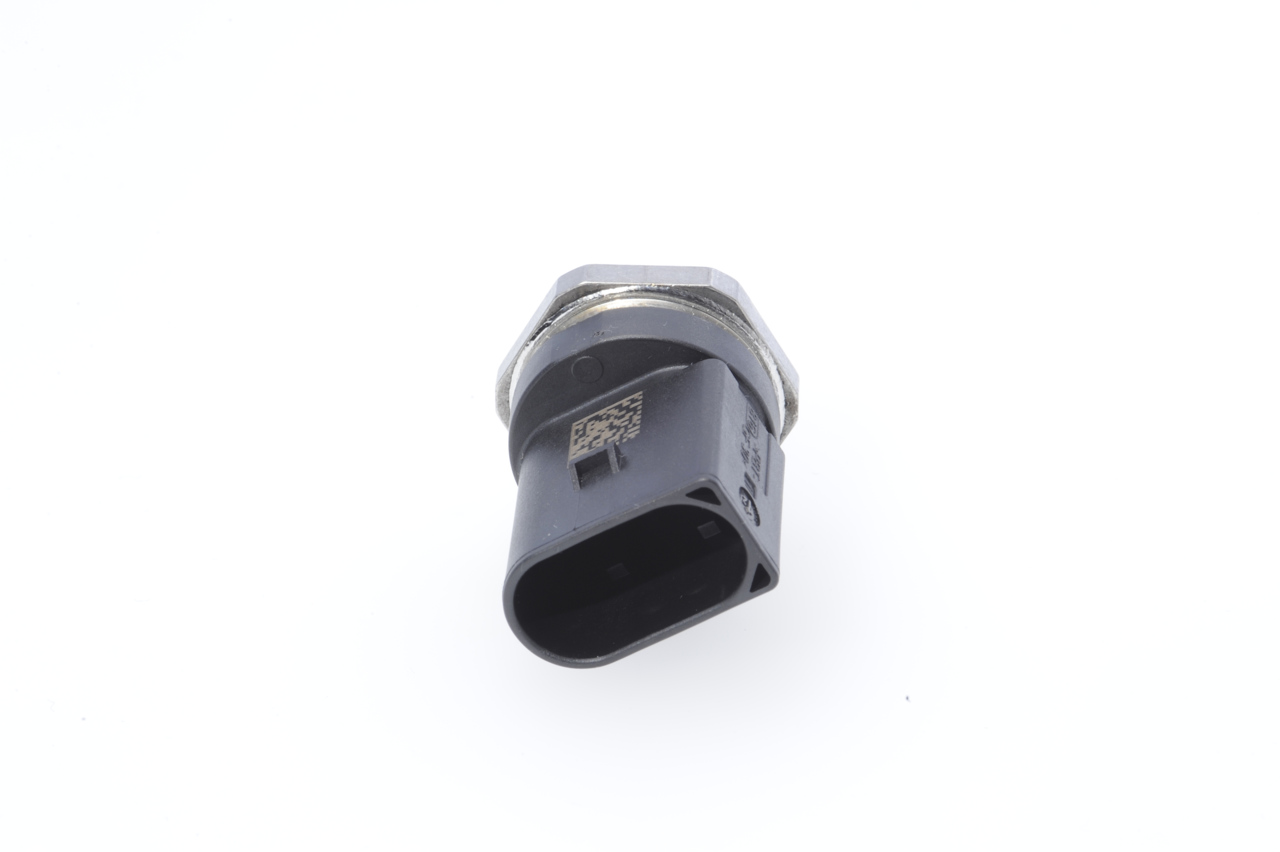 BOSCH 0 261 545 043 fuel pressure sensor BMW 4 Gran Coupe (F36) 428 i 245hp 2015