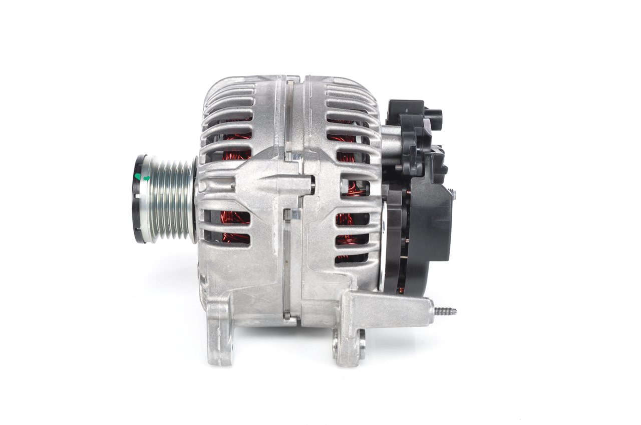 Generator 0 124 525 543 BOSCH VW Passat B7 Variant (365) 1.4 TSI MultiFuel 2013 160 HK