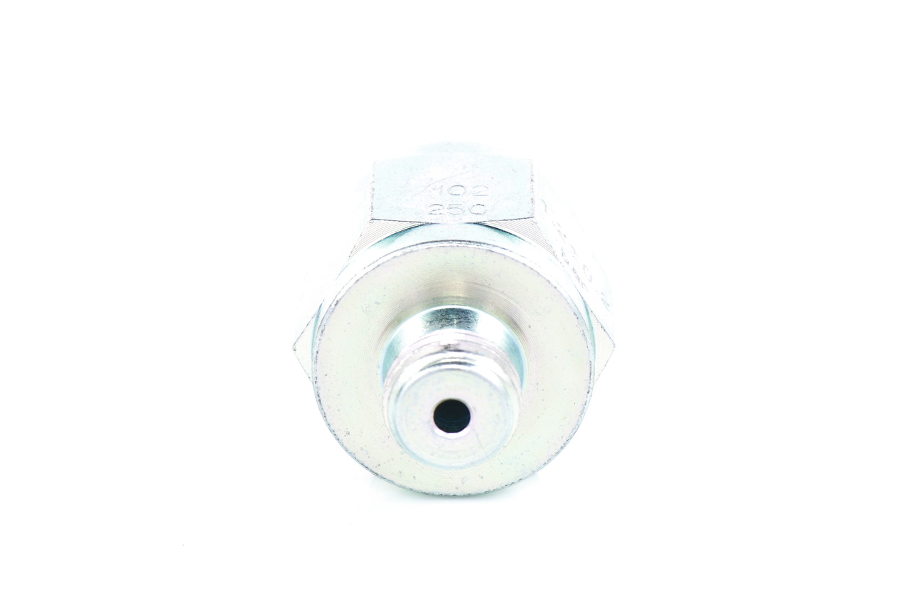 Numer OEM 1518721 - Włącznik ciżnieniowy oleju 0 986 346 058 CITROËN, DAF