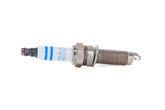 Zündung VW Touareg 7p: Zündkerze BOSCH 0 242 140 528