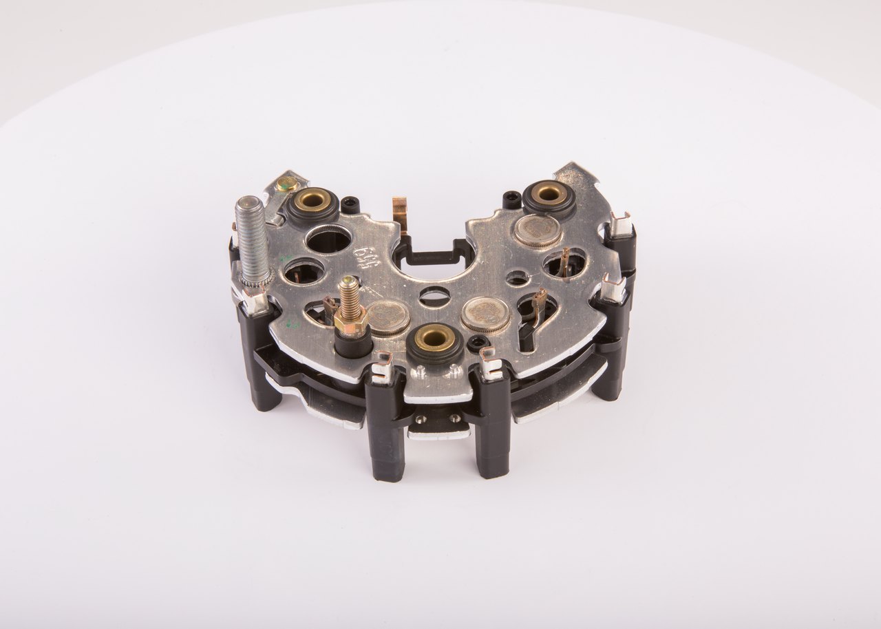 Alternator 1 127 319 559 BOSCH Volkswagen Gol G2 Hatchback 1.6 D 1998 54 Pk