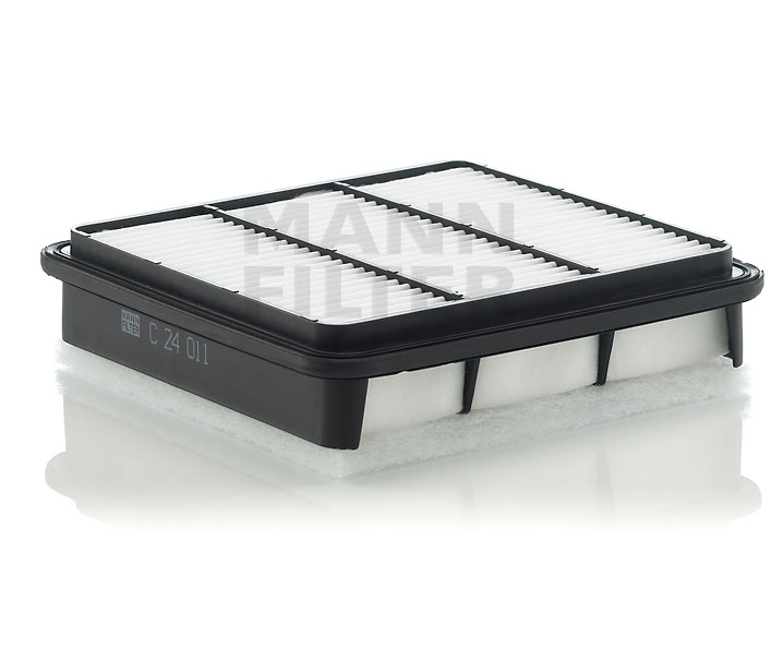 MANN-FILTER C 24 011 Luftfilter MITSUBISHI L200 III Pickup (K6)
