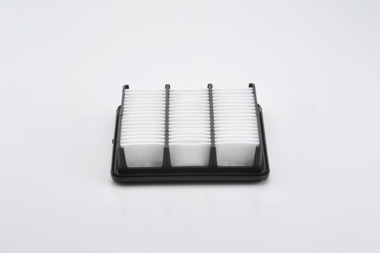 BOSCH Luchtfilter voor Cerato Hatchback (TD) 1.6 91 kW / 124 Pk