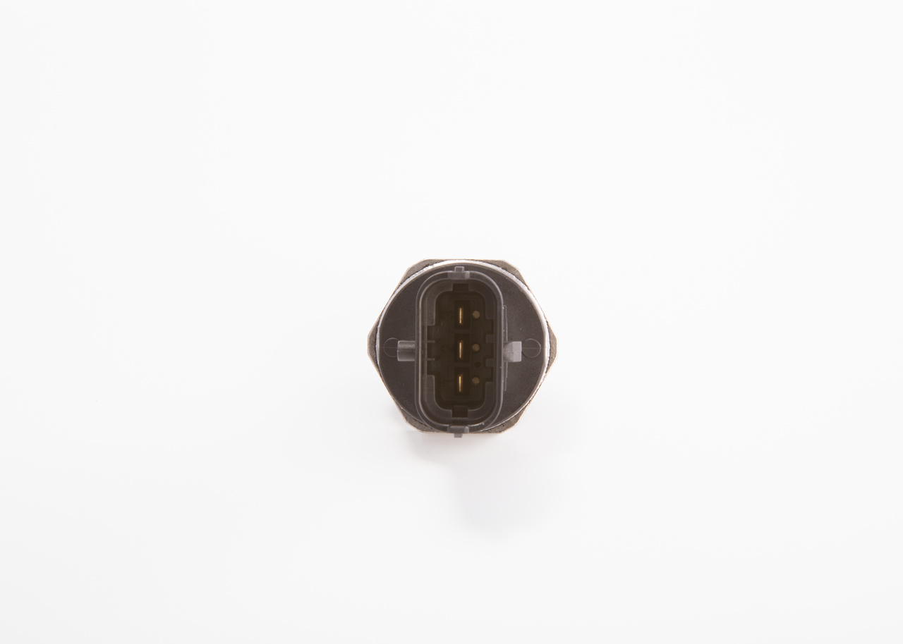 køb online BOSCH Sensor Brændstoftryk 0 281 002 909 Iveco 1063,66 kr.