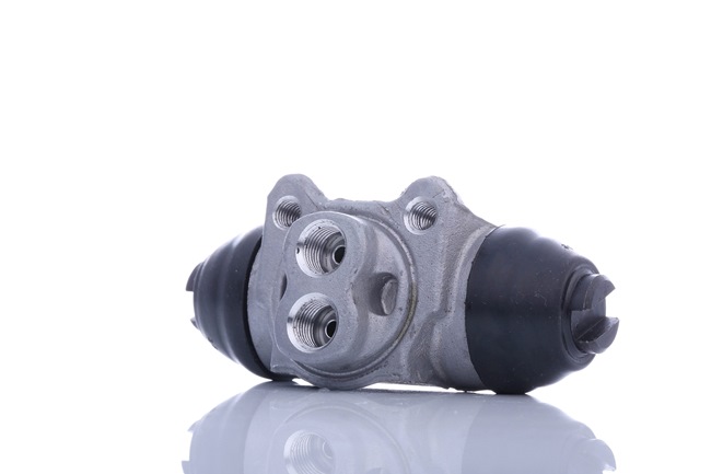 Suzuki Samurai Off-Road (SJ_) brake wheel cylinder A.B.S. 72800